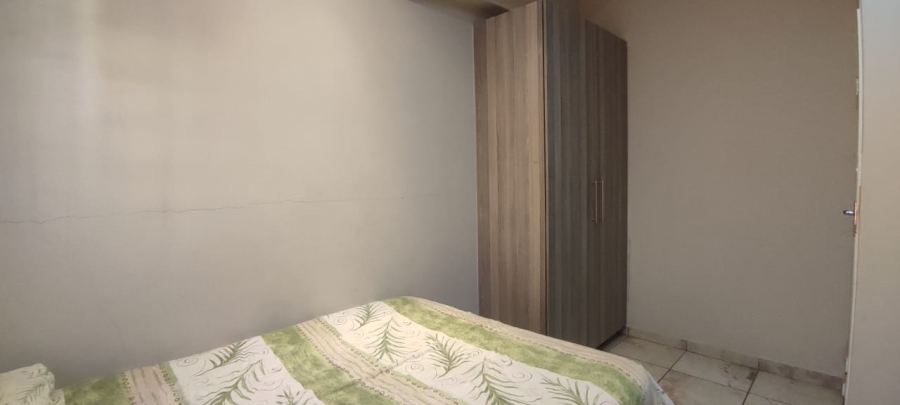 2 Bedroom Property for Sale in Waterval East North West